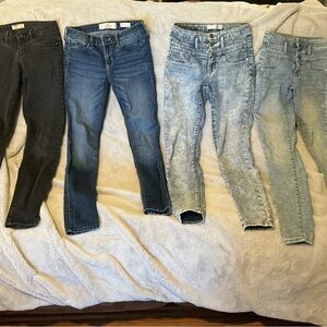 Size 1 Juniors Skinny Jeans